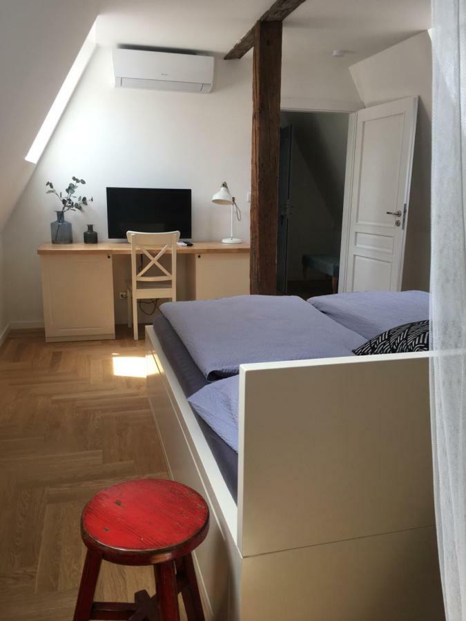 Penzion Masarykova 37 Hluboka Nad Vltavou Luaran gambar
